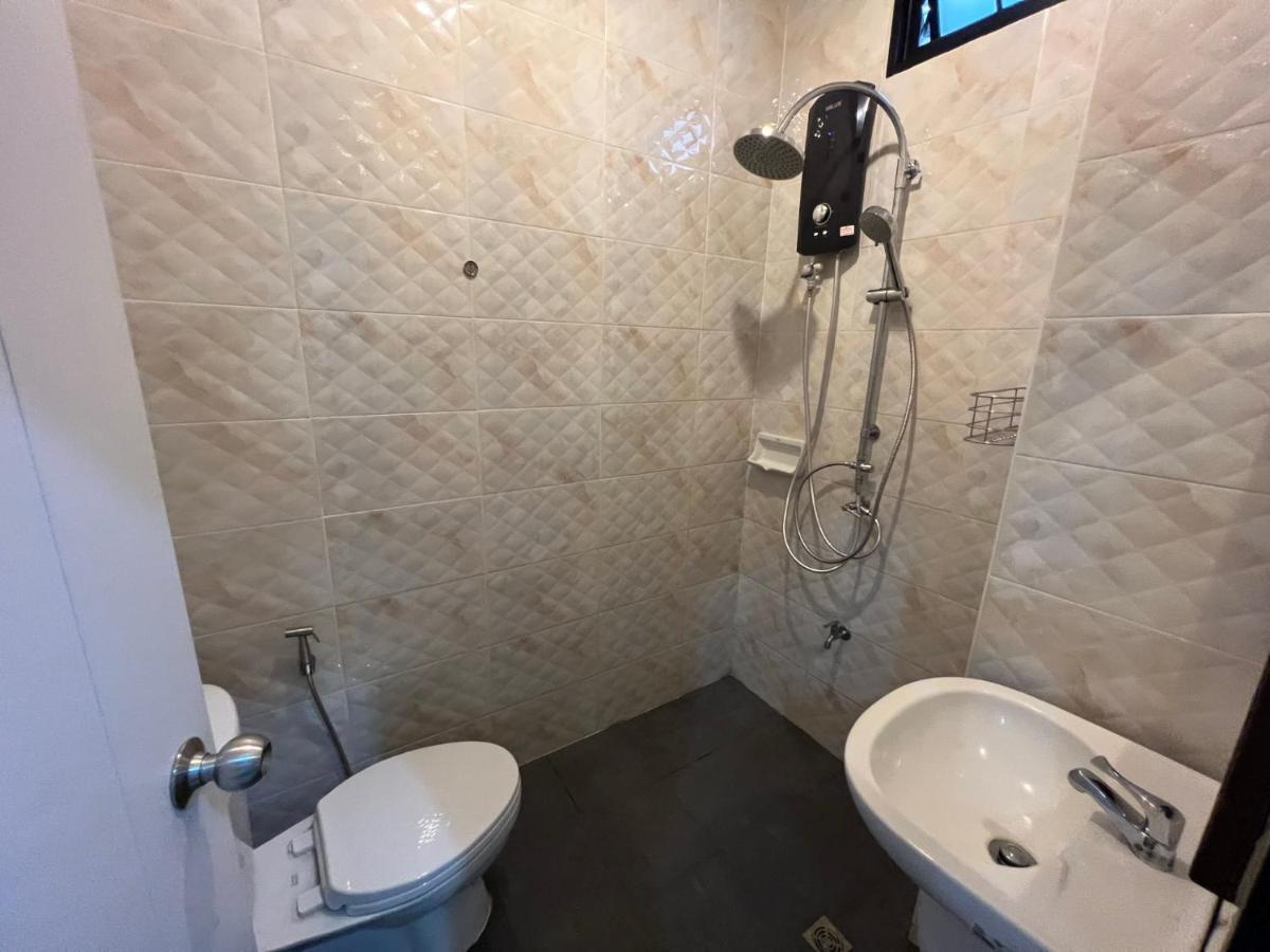October Hostel Chiangmai Чиангмай Экстерьер фото