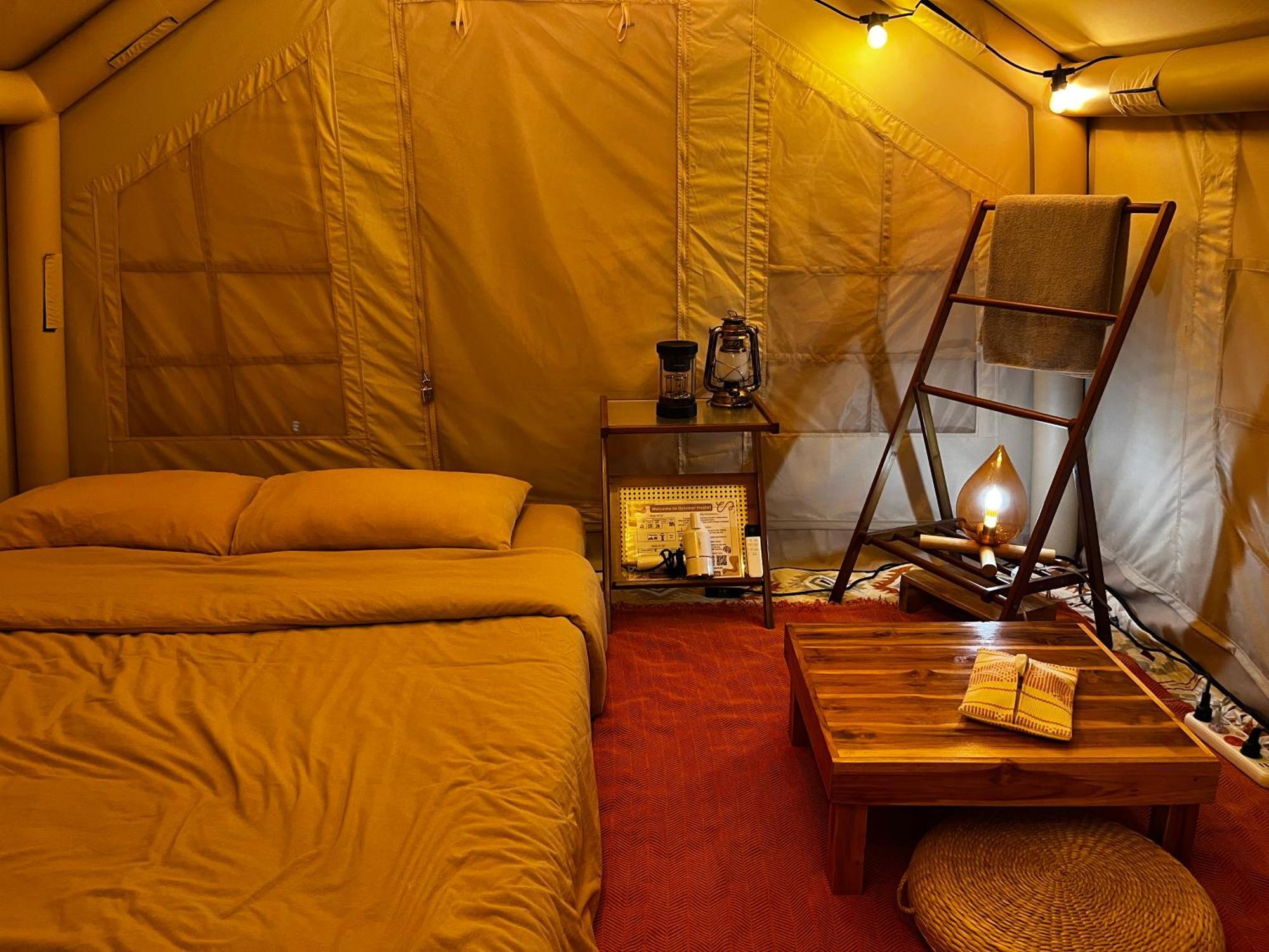 October Hostel Chiangmai Чиангмай Экстерьер фото